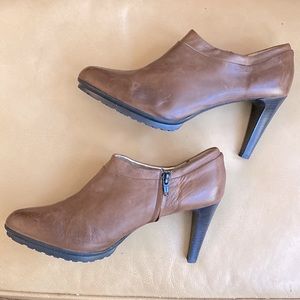 Ron White “All Day Heels”.  Sz10 (41).  Leather.  Made in Italy. Nordstrom